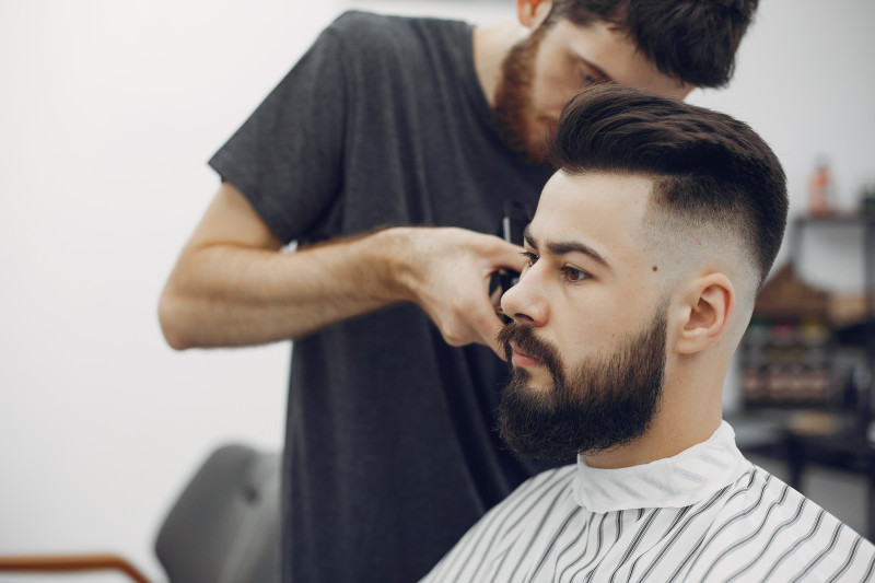 Give Yourself A Stylish Look By Going For The Best Men's Cuts: densalonlb — LiveJournal